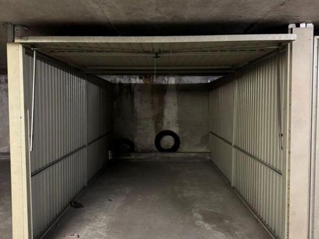 Garage en sous sol dans résidence sécurisée