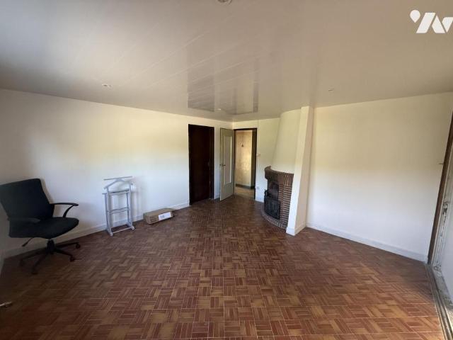 Garage en vente à Doullens, Hauts de France, 239200€