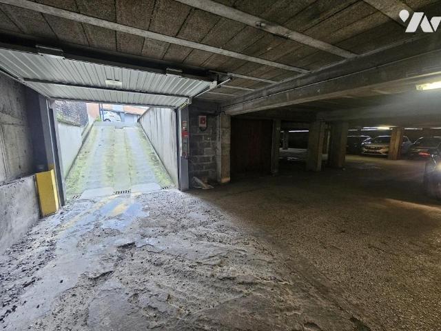 Garage en vente à Lille, Hauts de France, 21000€