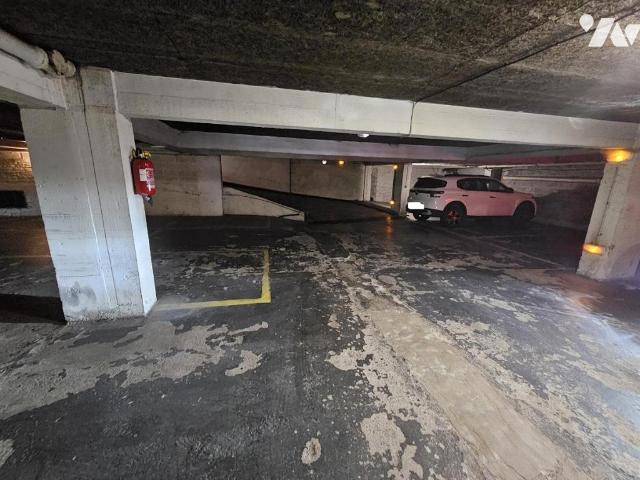 Garage en vente à Lille, Hauts de France, 37000€
