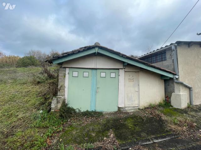 Garage en vente à Molières, Occitanie, 3208€
