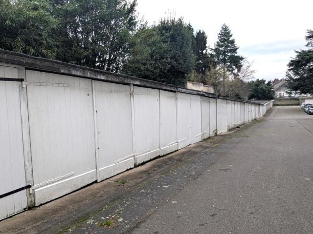 Garage en vente à Nantes, Pays de la Loire, 32500€