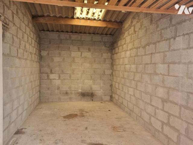 Garage en vente à Quimper, Bretagne, 16500€