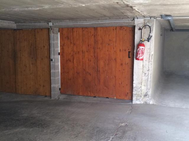 Garage en vente à Saint Herblain, Pays de la Loire, 19400€