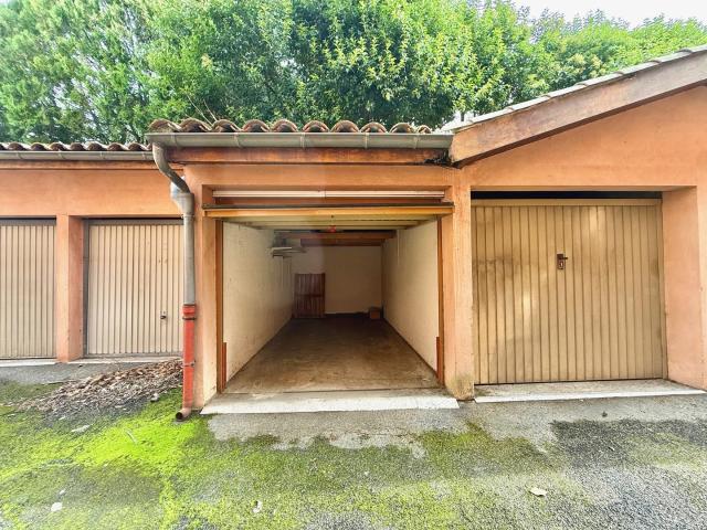 GARAGE Fermé 12m2