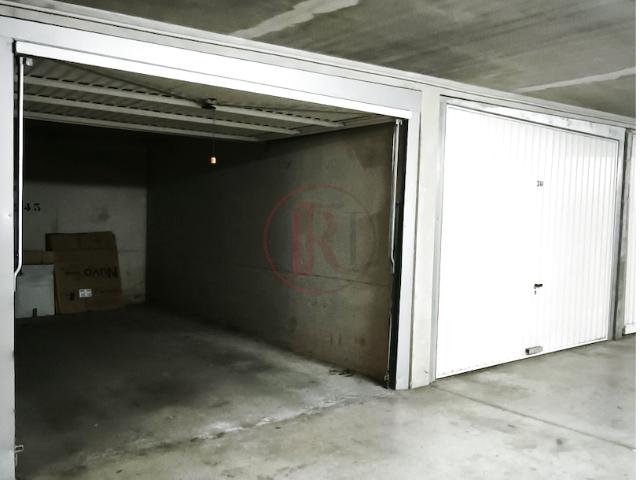 Garage fermé