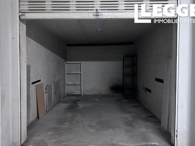 Garage fermé, privé souterrain sur Nice Fabron