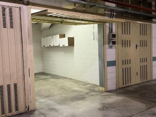 garage in affitto