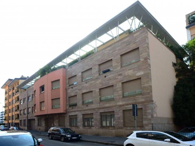Garage in affitto a Milano