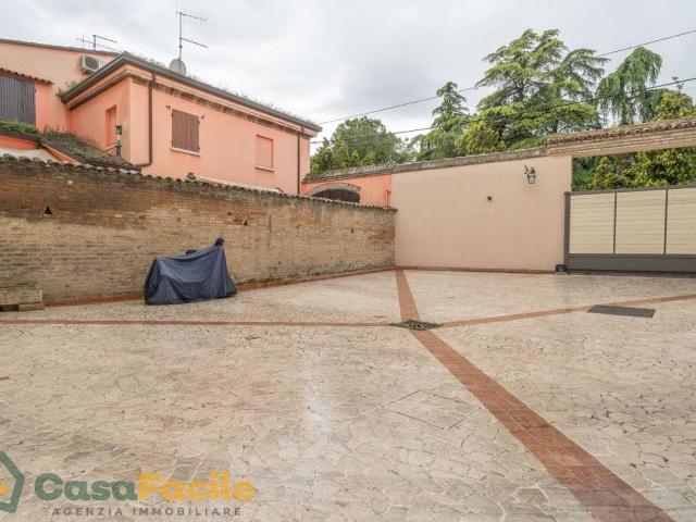 Garage in affitto a Cesena