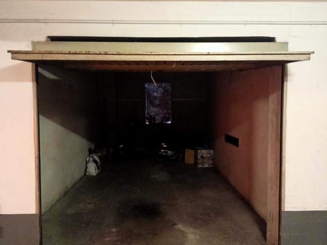 Garage in affitto di m² in Via Teatro Filarmonico, 4