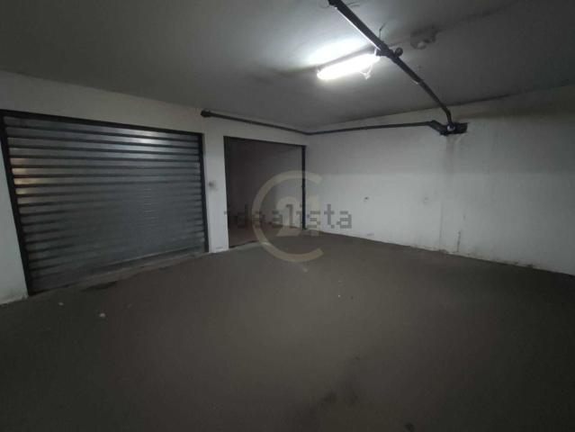 Garage in affitto di m² in Via Vincenzo Bellini, 37