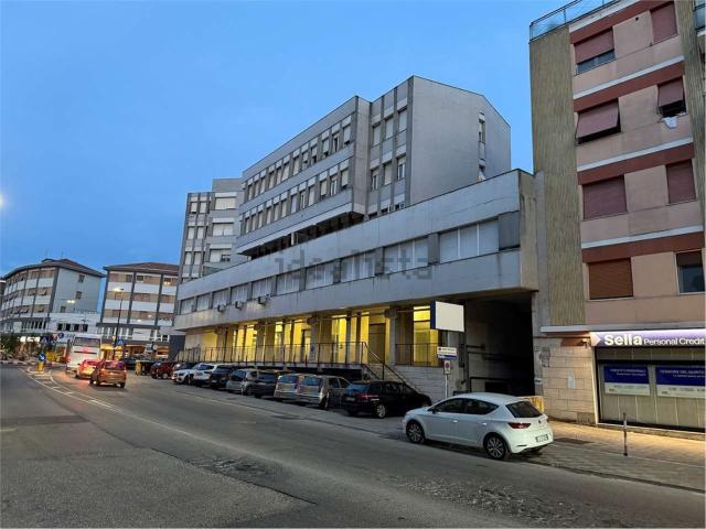 Garage in affitto di m² in Via Alcide de Gasperi, 80