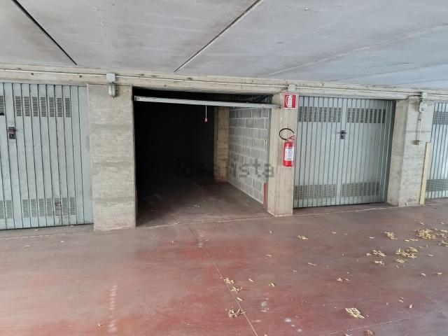 Garage in affitto di m² in Via Bettino Ricasoli, 9