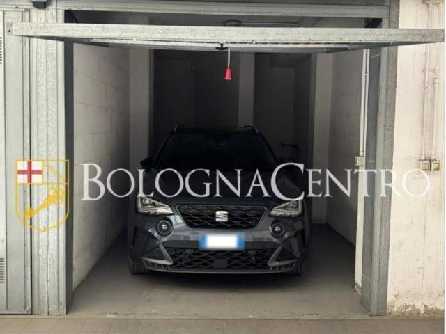 Garage in affitto di m² in Via Bonaventura Cavalieri