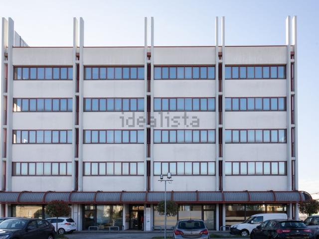 Garage in affitto di m² in Via Brondi, 16