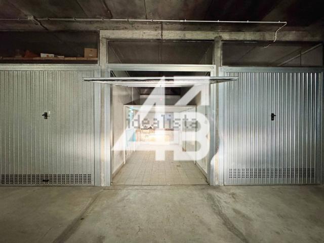 Garage in affitto di m² in Via dell&apos Istria, 139