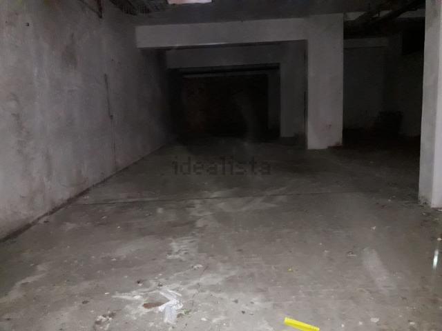 Garage in affitto di m² in Via Fabio Filzi