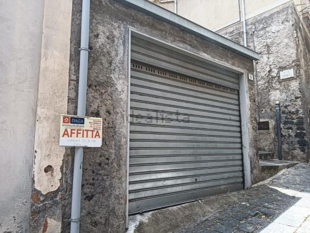 Garage in affitto di m² in Via Galileo Galilei, 9