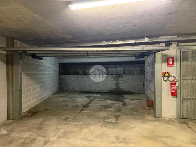 Garage in affitto di m² in Via Giovanni Costantini, 1