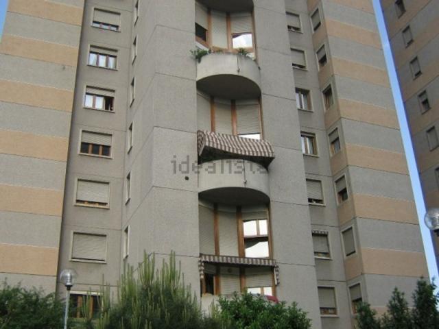 Garage in affitto di m² in Via ilic uljanov lenin