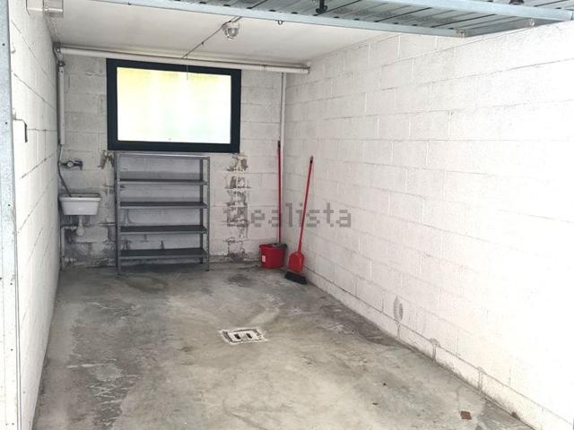 Garage in affitto di m² in Via Luciano Lama, 227