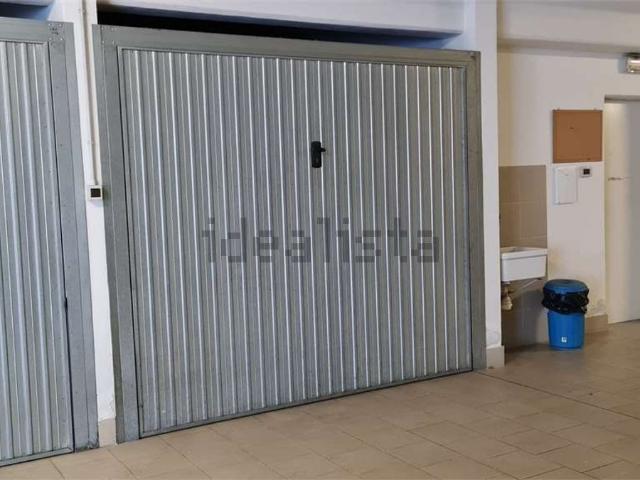 Garage in affitto di m² in Via Luigi Einaudi