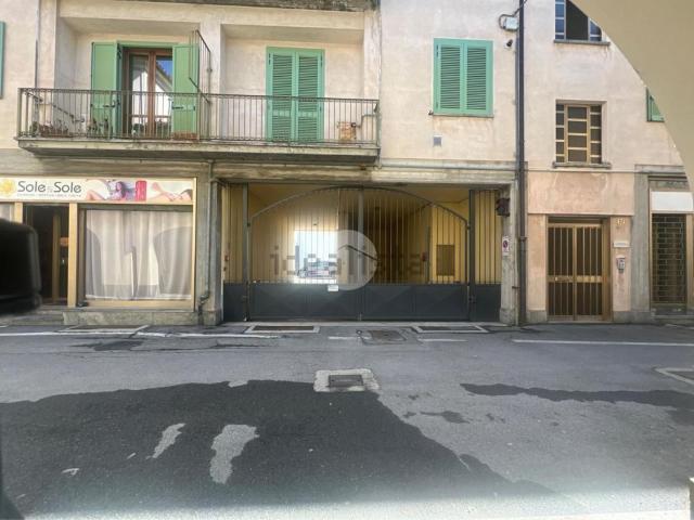 Garage in affitto di m² in Via Muratori