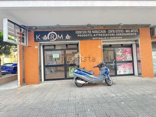 Garage in affitto di m² in Via Nicola Lombardi, 9