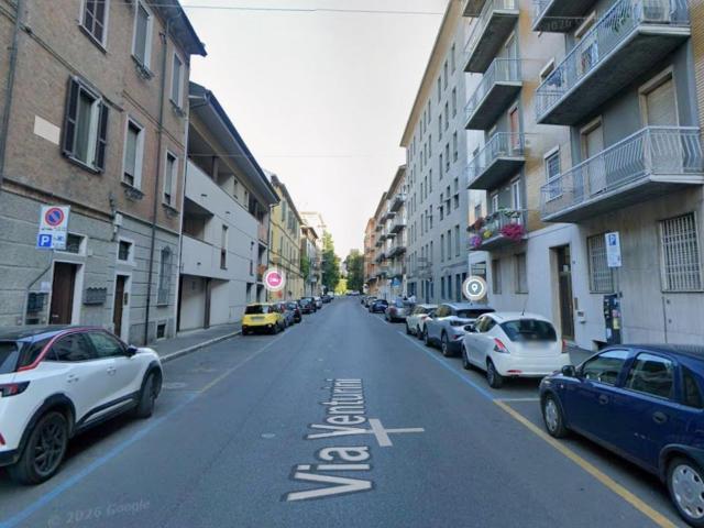Garage in affitto di m²
