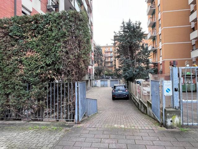 Garage in affitto di m²