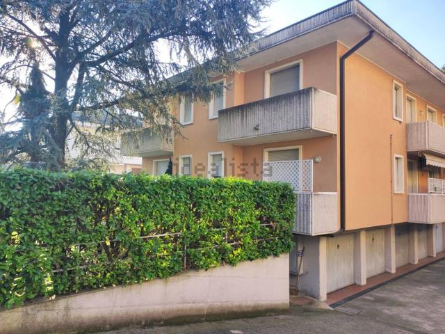 Garage in affitto di m²