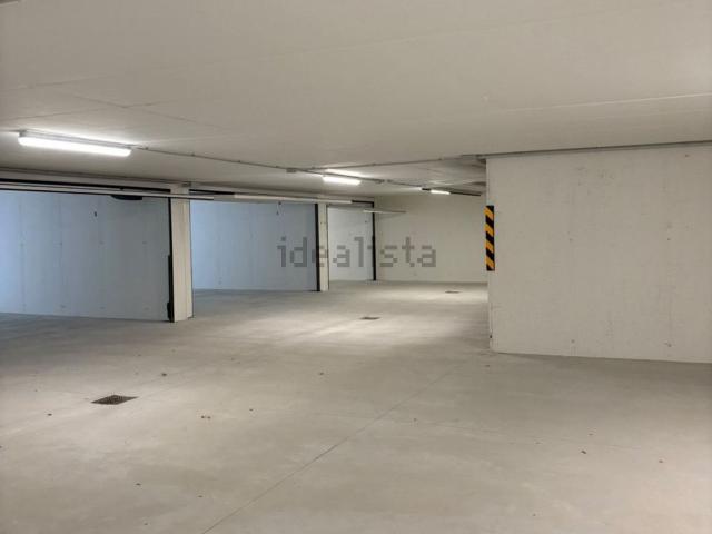 Garage in affitto di m² in Via Enrico Caviglia, 100