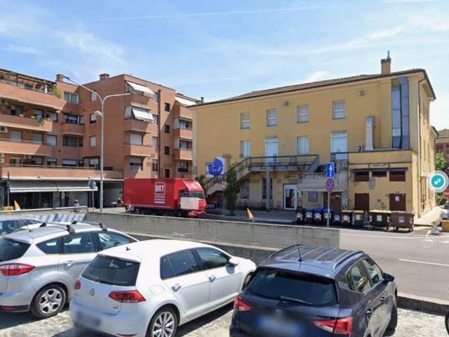 Garage in affitto di m²