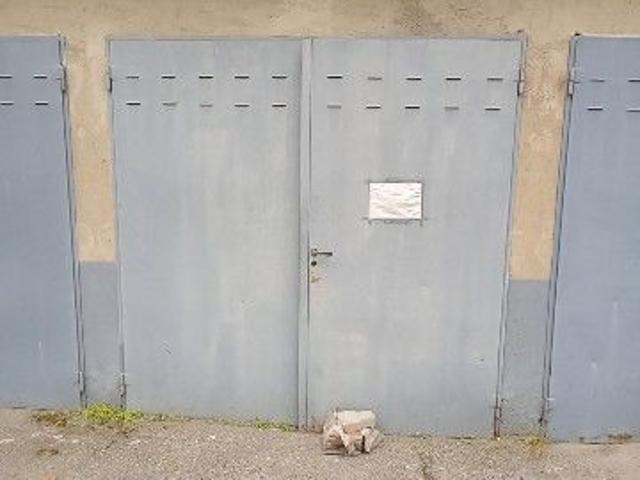 garage in vendita