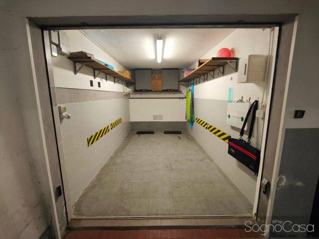 Garage in vendita a Firenze