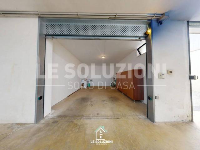 Garage in vendita a Putignano