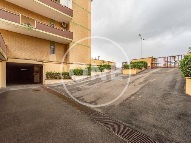 Garage in vendita a Pomezia
