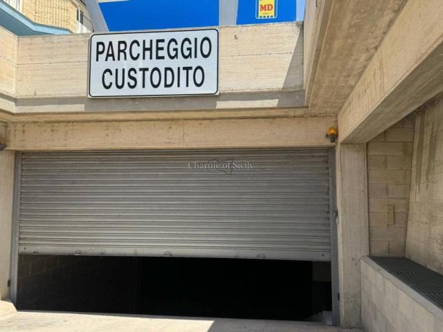 Garage in vendita a Ragusa