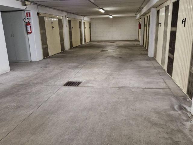 Garage in vendita a Vicenza