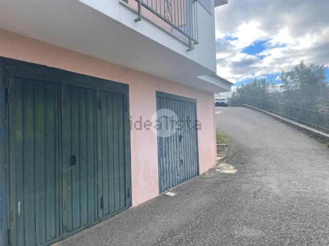 Garage in vendita di m² in Contrada Monte Chirico