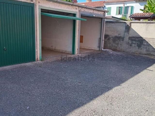 Garage in vendita di m² in Corso Carlo Marx