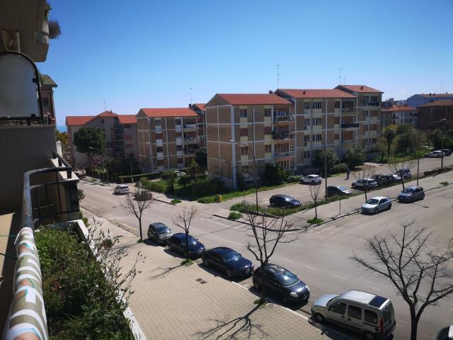 Garage in vendita di m² in Corso Europa
