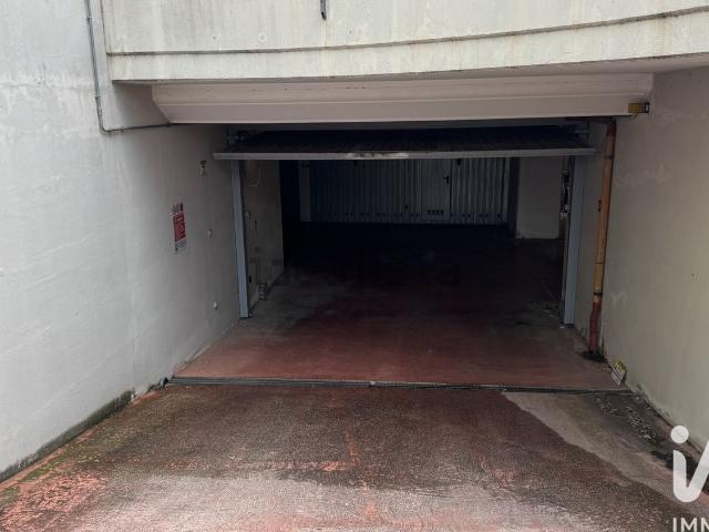 Garage in vendita di m² in Corso Giuseppe Mazzini