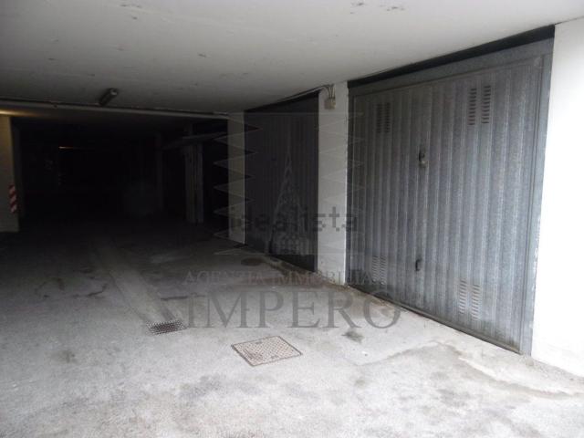 Garage in vendita di m² in Corso Limone Piemonte, 86
