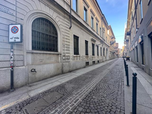 Garage in vendita di m² in Corso Roma