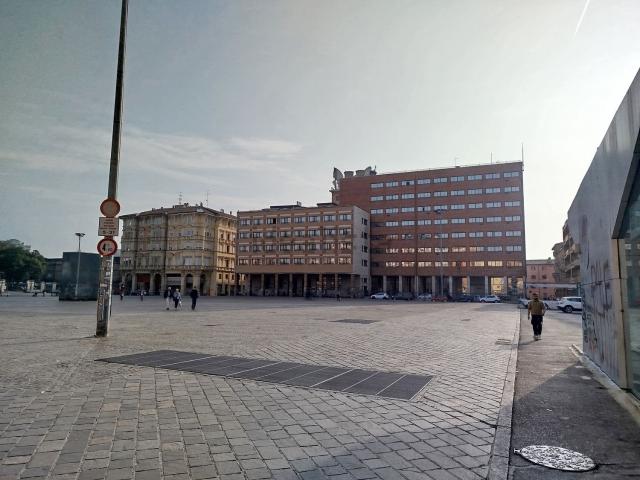 Garage in vendita di m² in Piazza dell&apos Otto Agosto