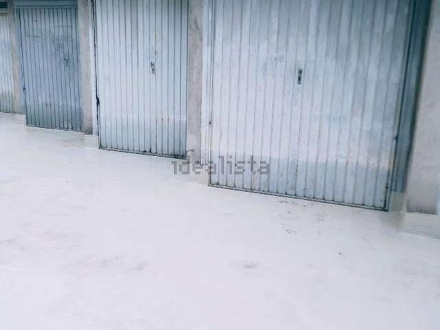 Garage in vendita di m² in Piazza della Repubblica