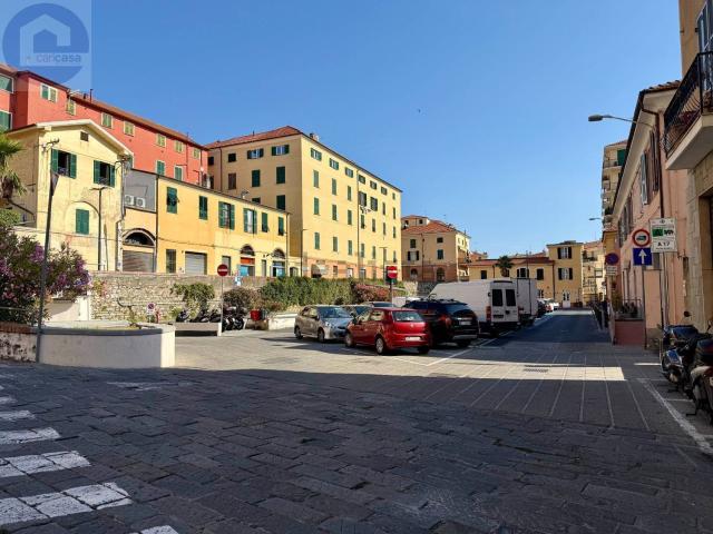 Garage in vendita di m² in Piazza Goffredo Mameli