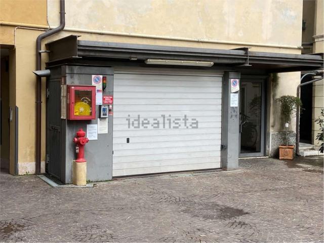 Garage in vendita di m² in Piazza Pasque Veronesi, 7